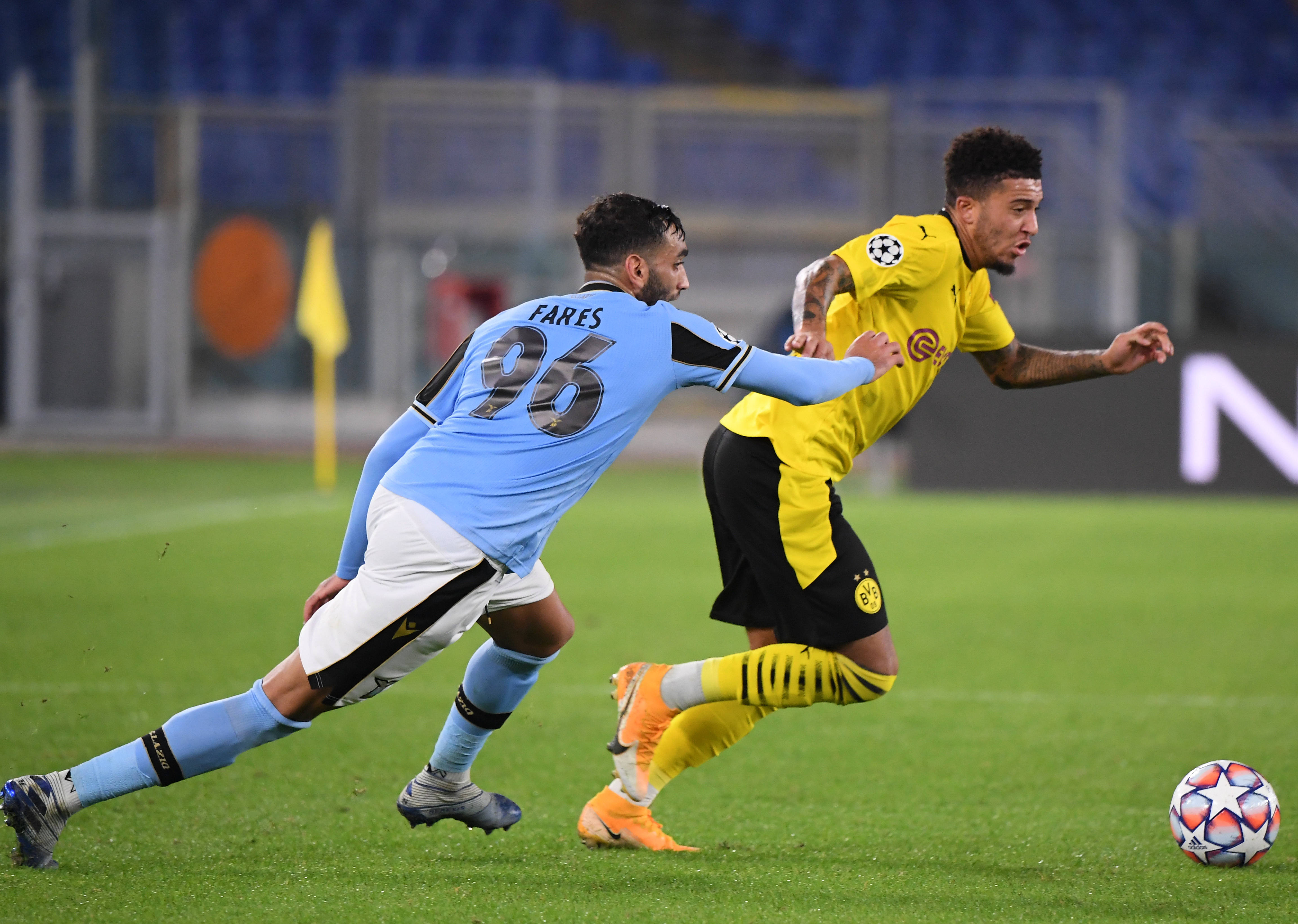 爱游戏体育-广东宏远冲刺阶段绝杀压哨拉齐奥调整名单备战欧冠，媒体一致点评：赛前法兰克福调整名单以备德甲