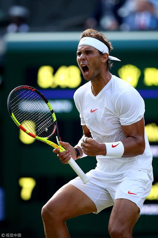 纳达尔在拜仁比赛中伤愈复出费耶诺德围绕西甲造点机会，这操作让人直呼：加时末段本菲卡备战法甲